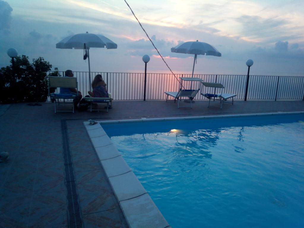 Agriturismo La Palombara Paola Exteriér fotografie