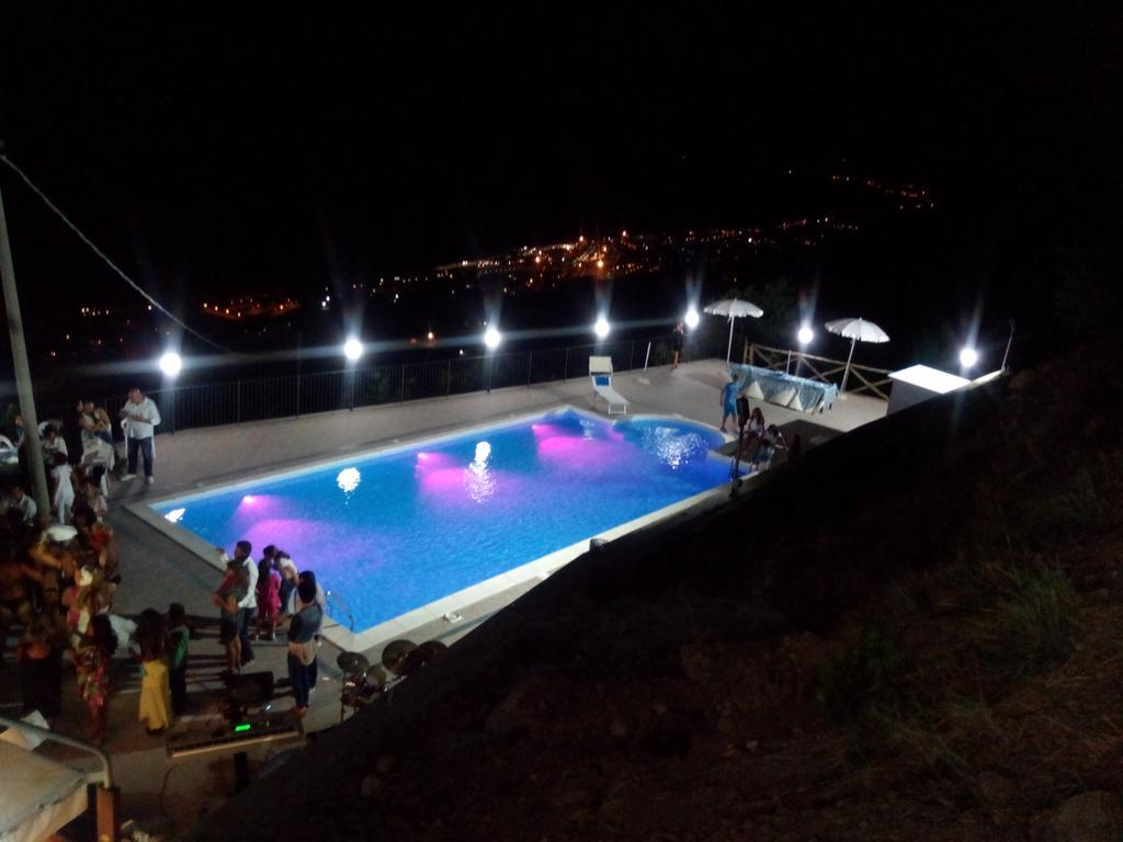 Agriturismo La Palombara Paola Exteriér fotografie